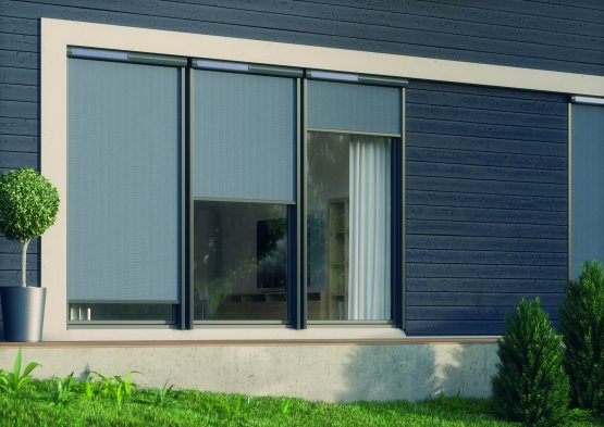 FAKRO awning blinds for vertical windows